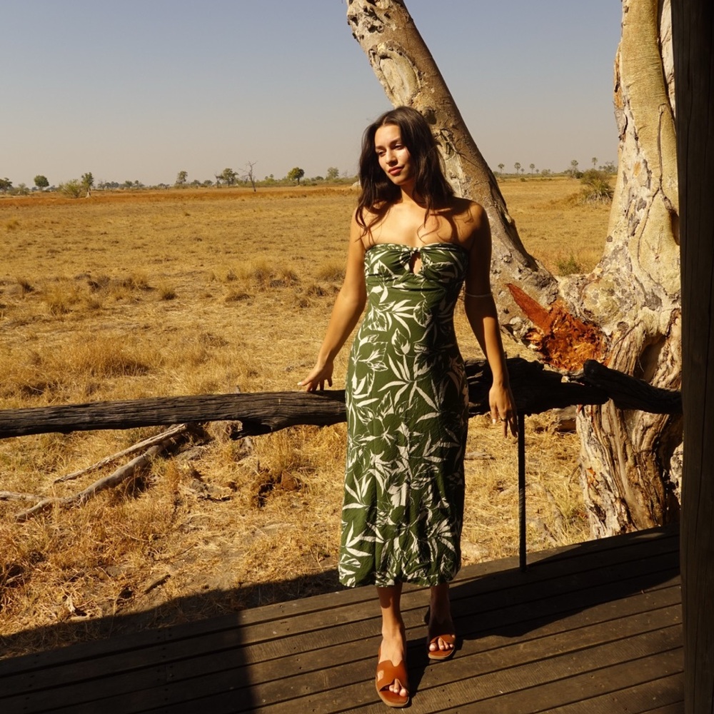 Abercrombie Twist Front Floral Maxi Dress